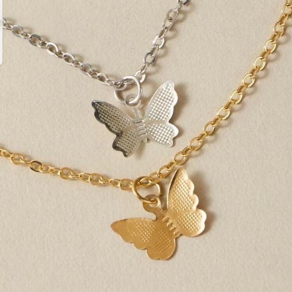 *Jojo* Butterfly Necklace Set - Picture 2 of 3